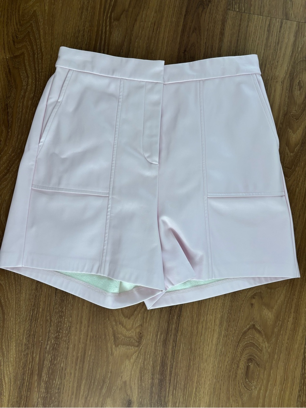 HALOGEN fake leather High-Rise Light Pink Women's Shorts